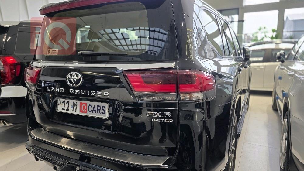 تويوتا لاندكروزر